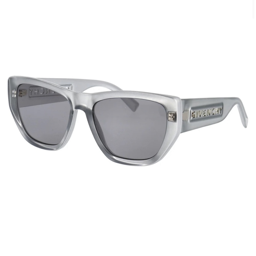 Givenchy Eyewear NEW Sunglasses! 🕶️